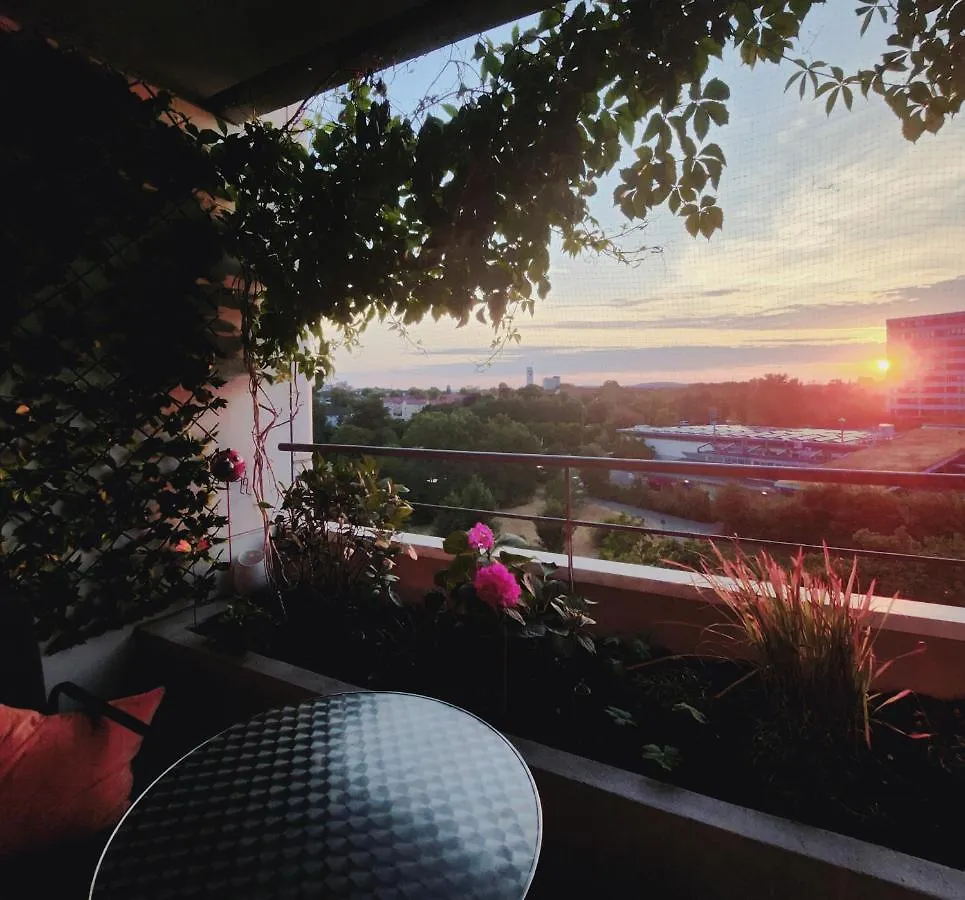 Ganzewohnung/Ausblick/Pool/Sauna Stuttgart 0*,  Tyskland