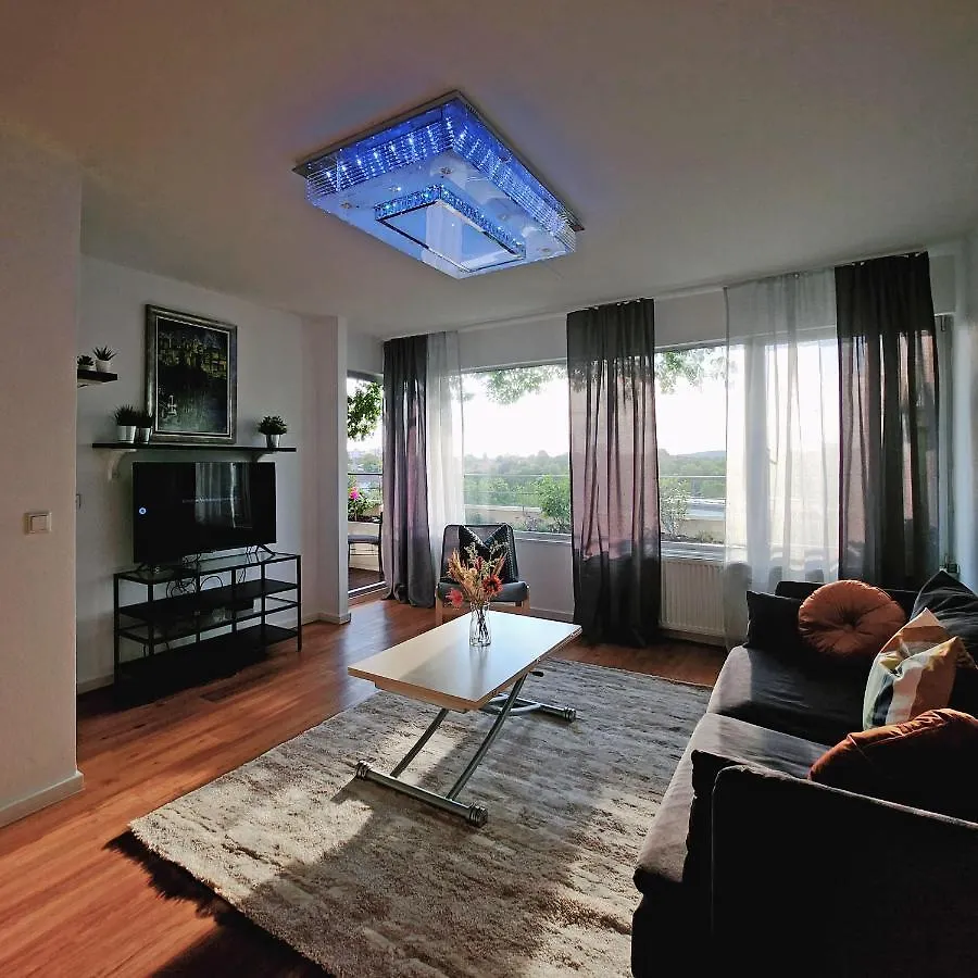 Ganzewohnung/Ausblick/Pool/Sauna Stuttgart