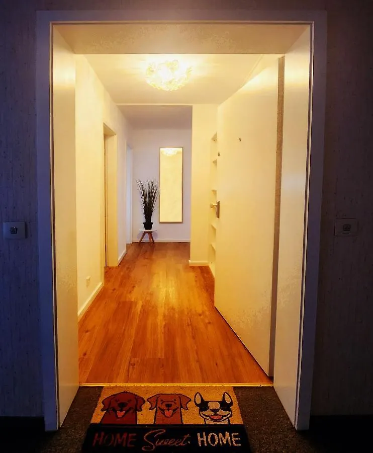 Ganzewohnung/Ausblick/Pool/Sauna Stuttgart 0*,